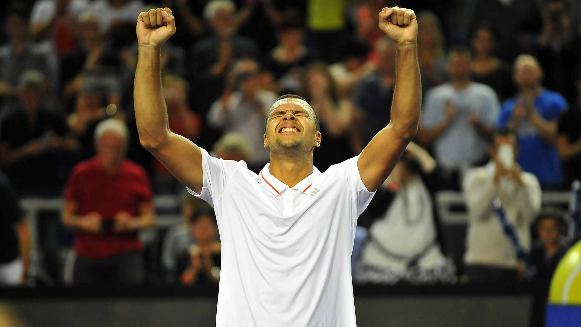 Tsonga Tops Simon For Third Metz Title