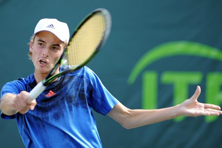 Stefanos-Tsitsipas-457x305