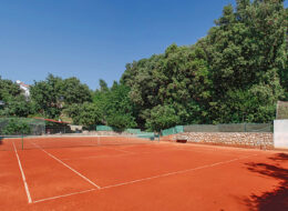Private tennis court on the island Rab